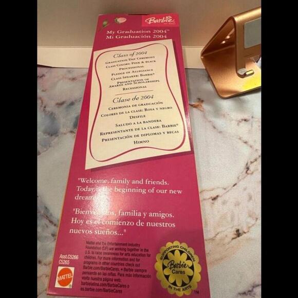 Barbie "My Graduation 2004" Doll 11.5" Tall New in the Box - Picture 5 of 6